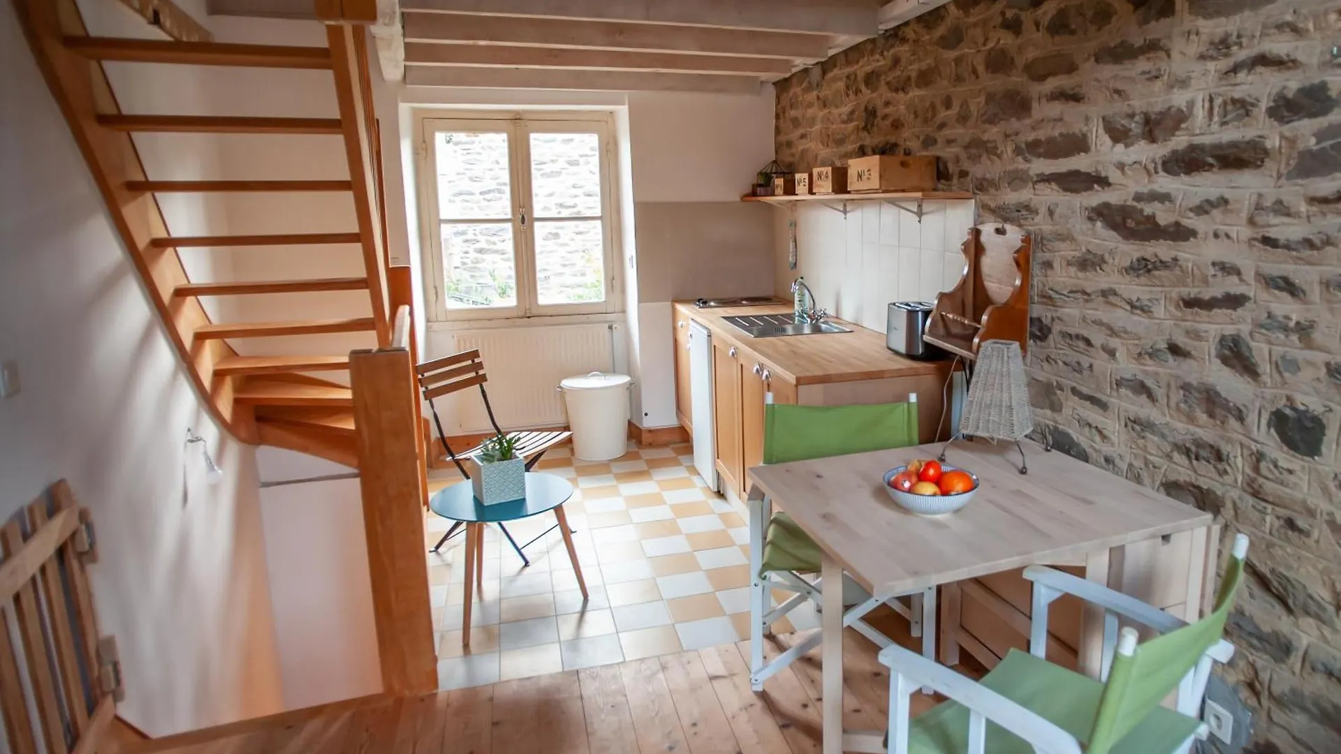 Studio Triplex De Charme Bord De Rance Le Minihic-sur-Rance Holiday home